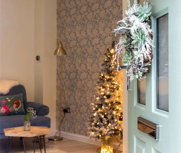 A charming cottage in the heart of Bray with river views. - Photo 4