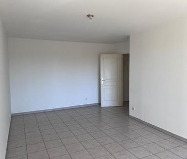 Location Appartement 3 pièces 66m² BRIGNOLES 83170 - Photo 2