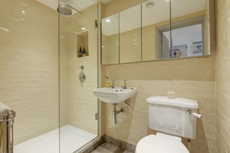 2 Bedroom Flat To Let - Photo 5