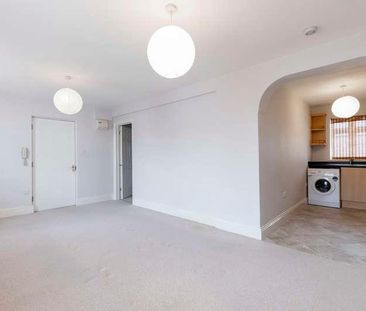 Grosvenor Street, Cheltenham, GL52 - Photo 2