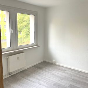 2-Zimmer-Wohnung zum Einziehen und Wohlfühlen, nach der Sanierung! - Foto 2