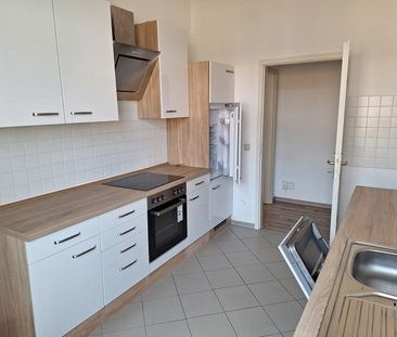 Hier können Sie sich Wohlfühlen - tolles Erkerwohnzimmer inkl EBK u... - Photo 3
