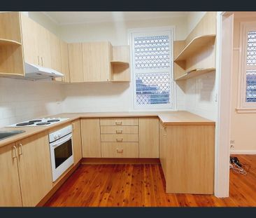 LOW-MAINTENANCE FAMILY LIVING IN MOUNT PRITCHARD - Photo 3