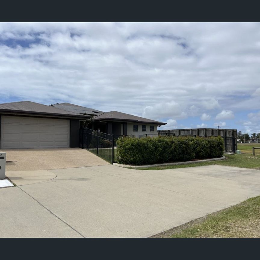 3 Fairway Drive, Bakers Creek, Qld 4740 - Photo 1