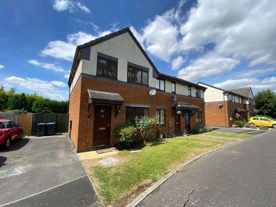 Haydock Close, Stratford-upon-avon, CV37 - Photo 1