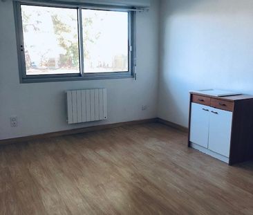 Location Appartement 1 pièce 25m² CHATEAUBRIANT 44110 - Photo 1