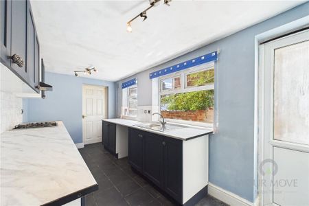 2 bedroom terraced house to rent - Photo 5