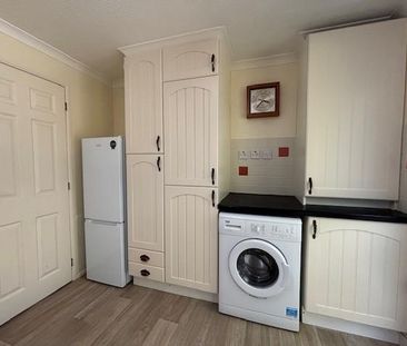2 bedroom property to rent - Photo 6