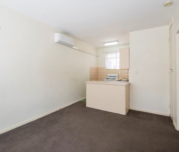 4/36 Woornack Road, Carnegie - Photo 2