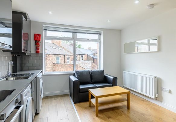 1 bedroom apartment to rent - Photo 1