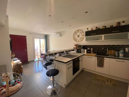 Location Appartement 2 pièces 45m² GARDANNE 13120 - Photo 4