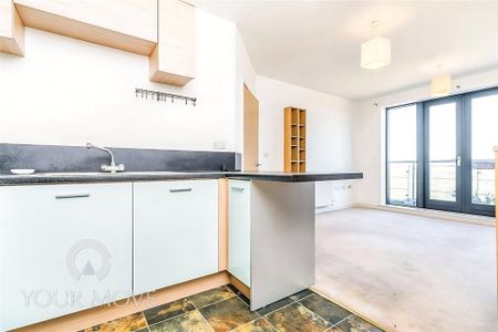 2 bedroom flat to rent - Photo 4