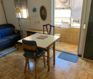 Carrer de Josep Maestre, Valencia, Valencian Community 46018 - Photo 2