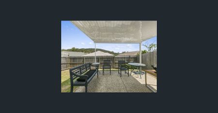 Modern Family Home in a Quiet, Convenient Location - Photo 3