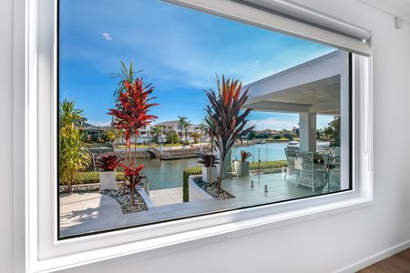 4 Blair Athol Crescent, Bundall QLD 4217 - House For Rent | Domain - Photo 3