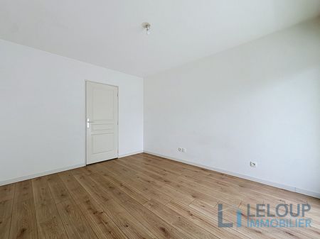 Location Appartement 2 pièces 48m² MONT ST AIGNAN 76130 - Photo 4