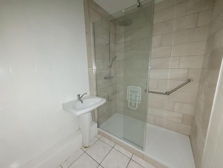 Location Appartement 2 pièces 49m² VALENCIENNES 59300 - Photo 5