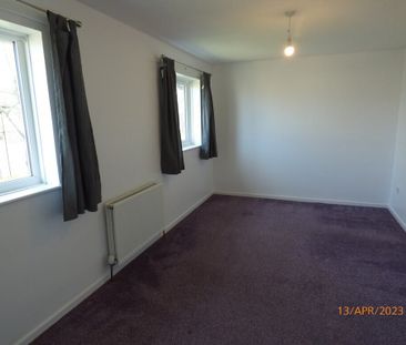 Nuffield Close, Gorleston - Photo 3