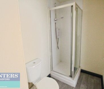 1 bedroom Flat To Let - Photo 5