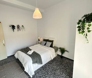 Passatge de Nogués, Barcelona, Catalonia 08025 - Photo 1