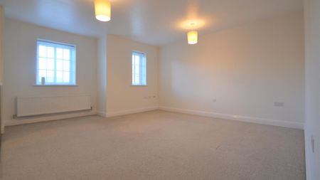 Biggleswade Drive, Sandymoor, Runcorn - Photo 4