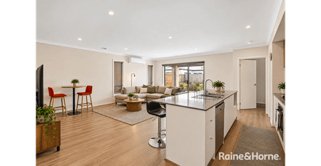 Modern 4-Bedroom Family Home with Comfort and Convenience! - Photo 2