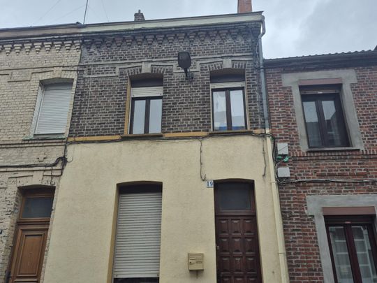 Location Appartement 1 pièce 11m² VALENCIENNES 59300 - Photo 1