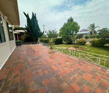 Three bedroom, family home - Photo 6