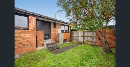 Comfort and Convenience - Photo 3