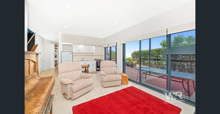 LUXURY IN CBD - Photo 2