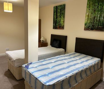 2 Bed Flat, Fraser House, AB11 - Photo 2