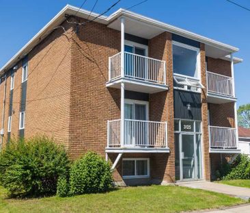 3 ½ MEUBLÉ – Près Hôpital Ste-Marie / UQTR / Cégep – Stationnement ... - Photo 2