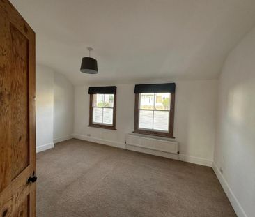2 bedroom house to rent - Photo 3