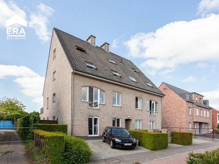 Twee slaapkamer dakappartement met terras en garage - Foto 2