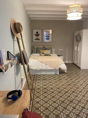 Carrer de la Unió, Barcelona, Catalonia 08001 - Photo 3