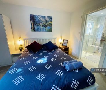 Studio to rent - Photo 6