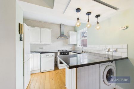 2 bedroom apartment to rent - Photo 5