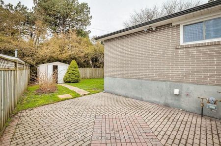 For Lease - 802 Modlin Road Unit# Basement, Pickering, Ontario - Photo 3