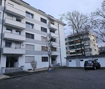 Grosszügige Maisonette-Dachwohnung an ruhiger Lage - Photo 2