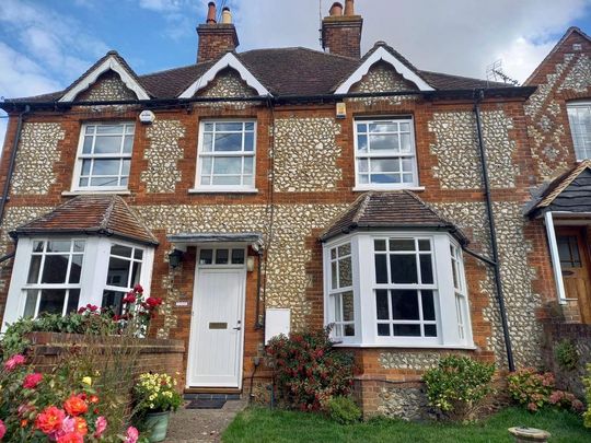 2 bedroom terraced house to rent - Photo 1