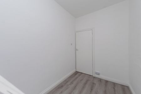 OXFORD STREET NORMANTON WF6 2EX - Photo 5