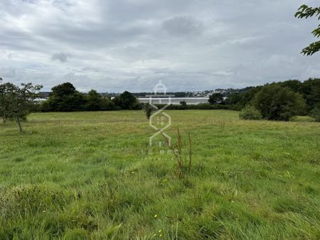 KERVIGNAC : Appartement avec vue imprenable sur la rade de Lorient - Photo 2