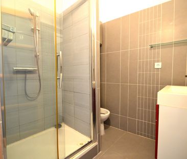 F3/4 rue neuve st roch - Photo 1