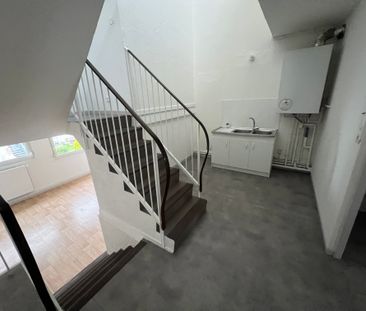 Location - Appartement T4 - 80 m² - Sochaux - Photo 2