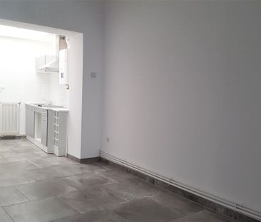 Location Maison 4 pièces 77m² - Photo 1