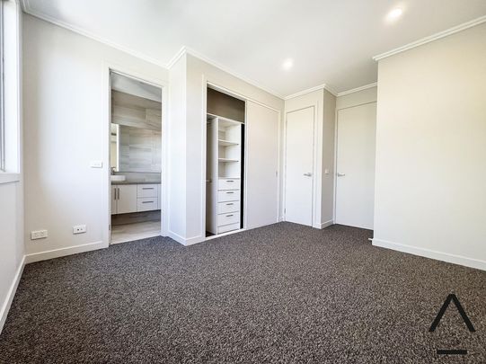 Brand new townhouse in Spotswood*OPEN FOR INSPECTION WEDNESDAY 22ND OF JAN AT 4PM - 4:15PM* - Photo 1