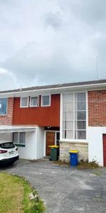 3 Bedroom Unit With Garage - Photo 3