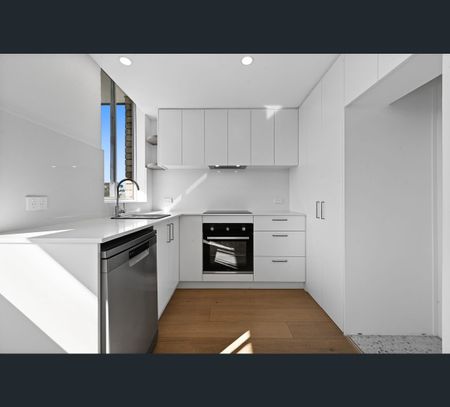 5/3 Charlton Way, Glebe, NSW 2037 - Photo 3
