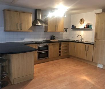 2 bedroom flat to rent - Photo 5