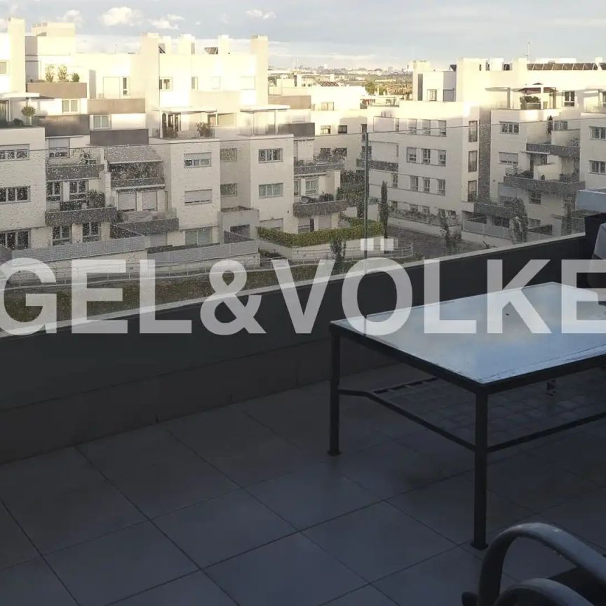 Piso de alquiler en Sol - Foto 1
